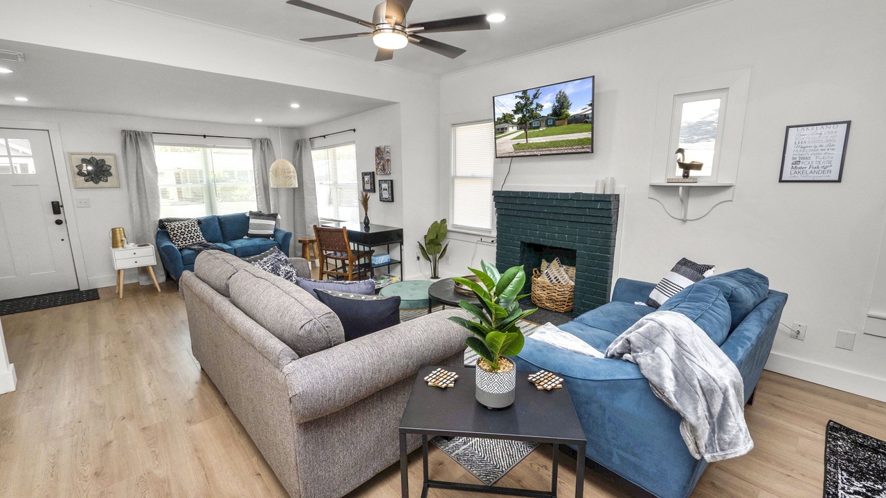 Photo of Livingroom in Dixieland