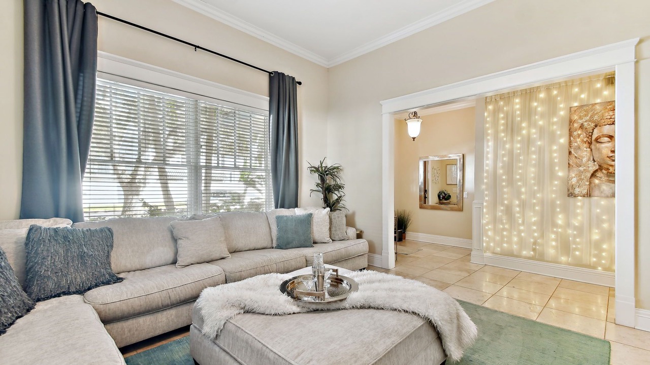 Photo of Livingroom in Hyde Park