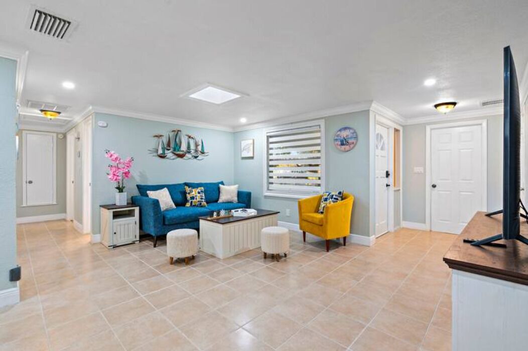Photo of Livingroom in Pinellas Park