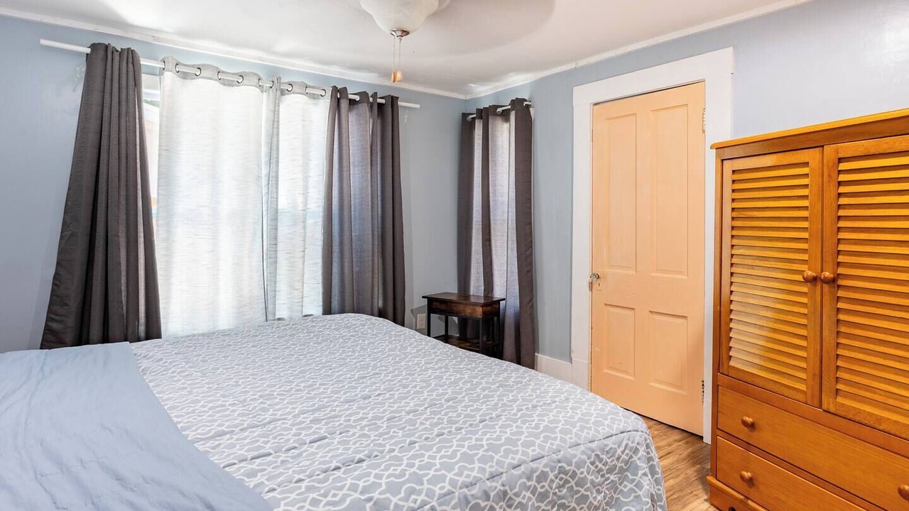 Photo of Bedroom in Historic Uptown