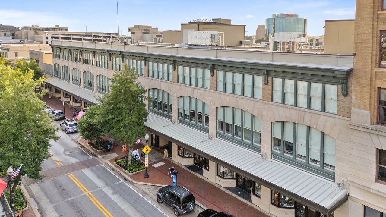 Photo of Outdoor in Downtown