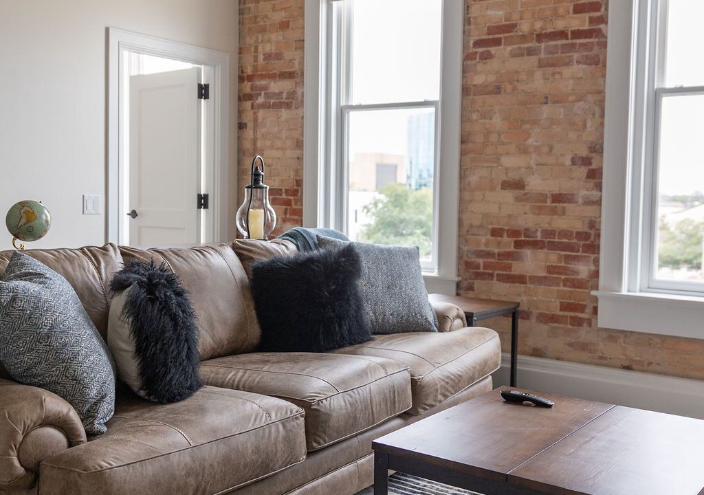 Photo of Livingroom in Downtown