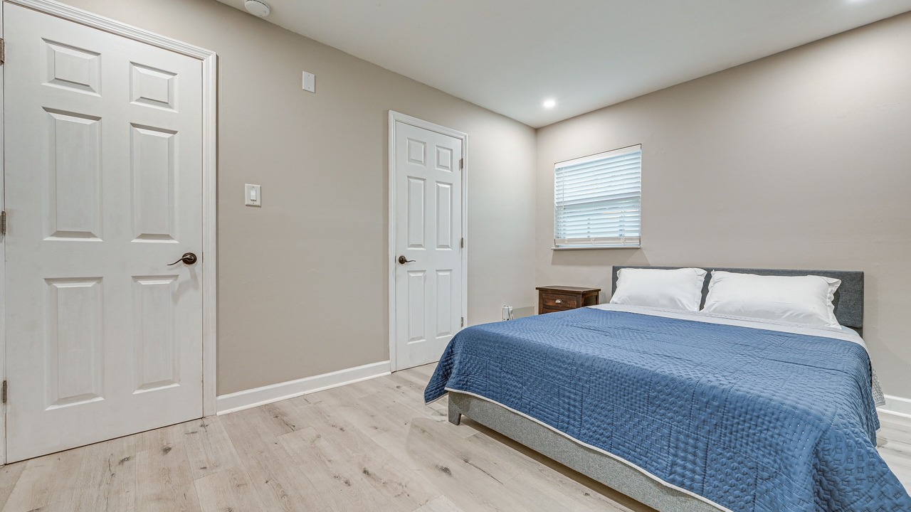 Photo of Bedroom in Oldsmar