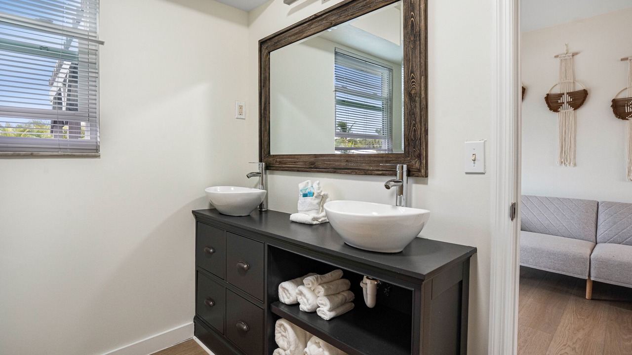 Photo of Bathroom in San Carlos Park
