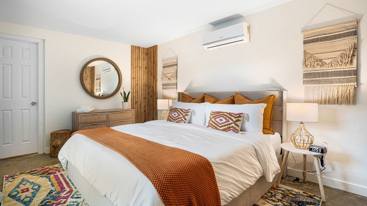 Photo of Bedroom in San Carlos Park