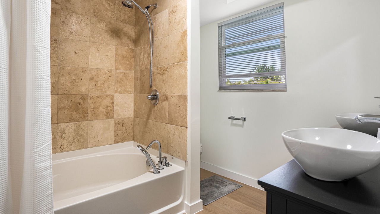 Photo of Bathroom in San Carlos Park