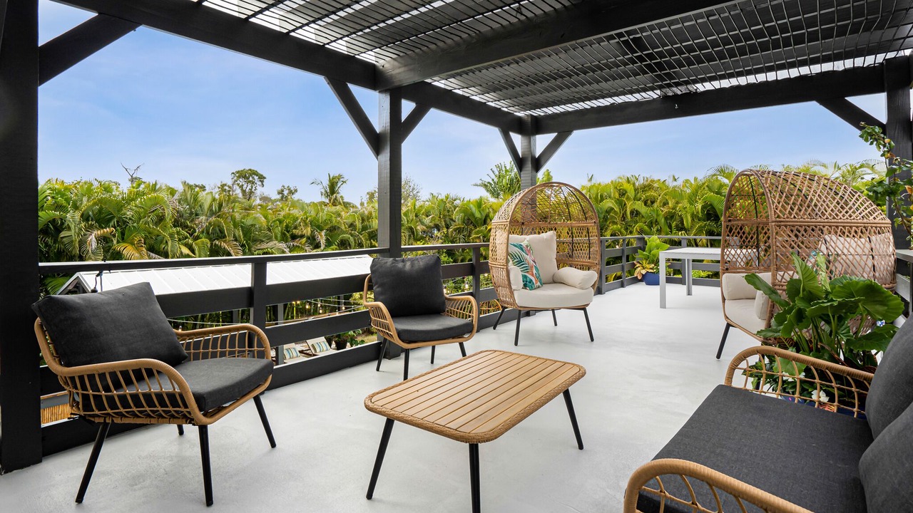 Photo of Patio Balcony in San Carlos Park