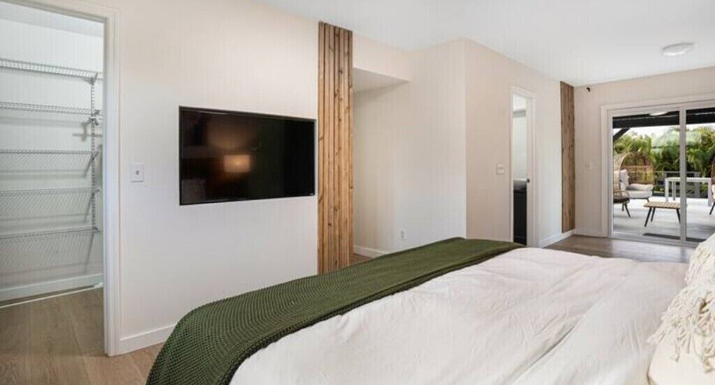 Photo of Bedroom in San Carlos Park