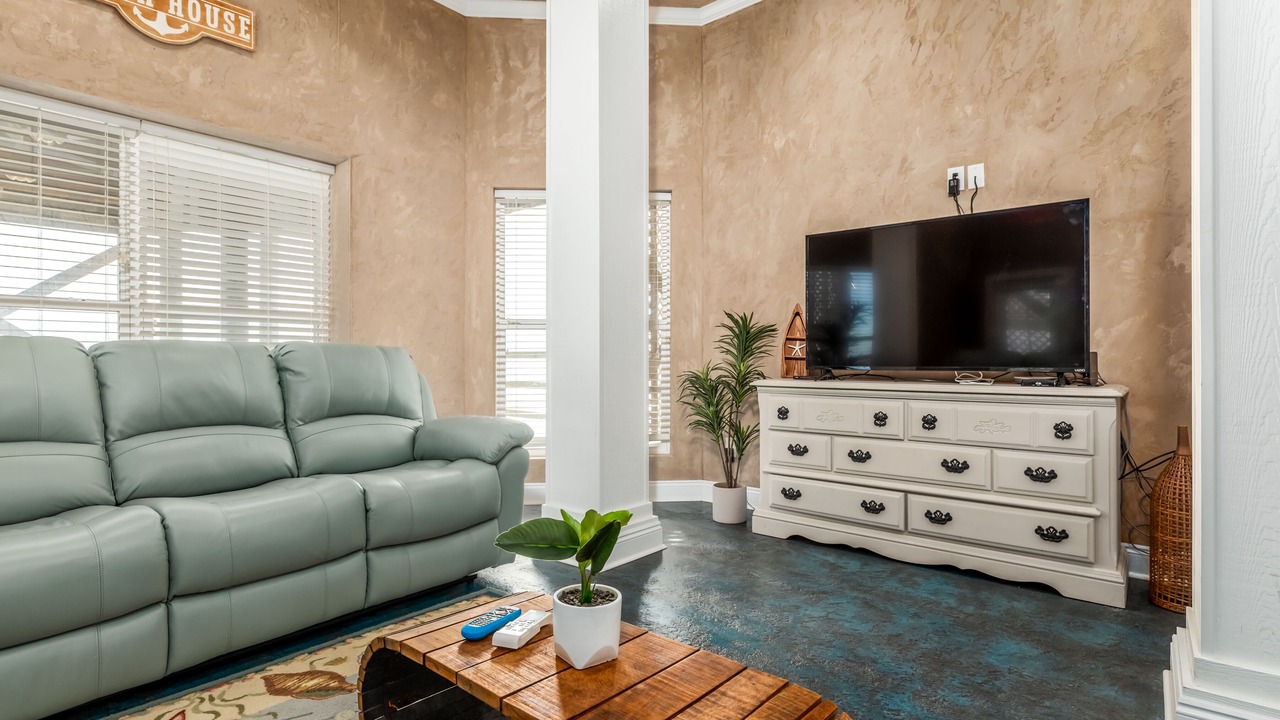 Photo of Bedroom in Audubon Place