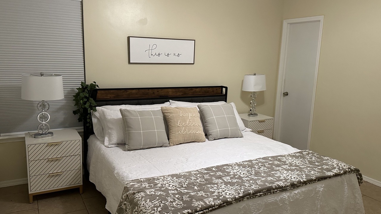 Photo of Bedroom in Sandalwood