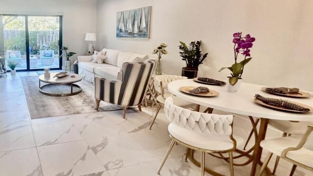 Photo of Livingroom in Fort Pierce Shores
