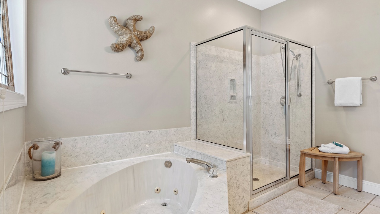 Photo of Bathroom in Crystal Shores