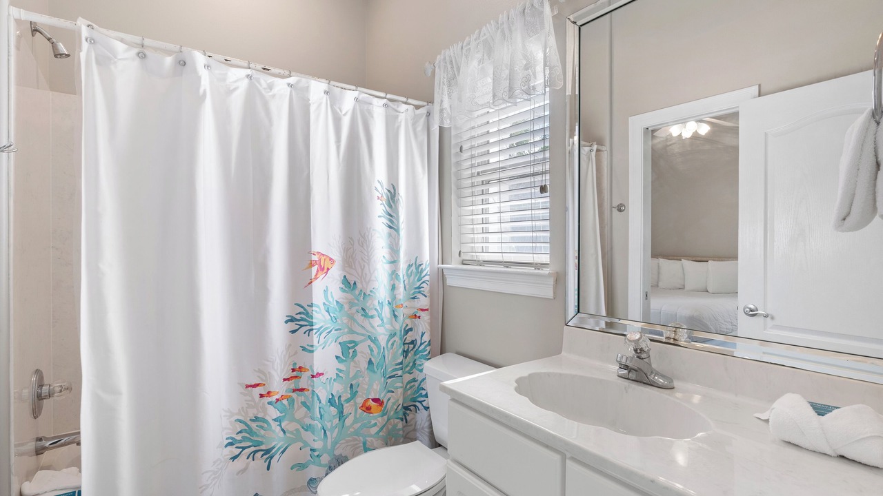 Photo of Bathroom in Crystal Shores