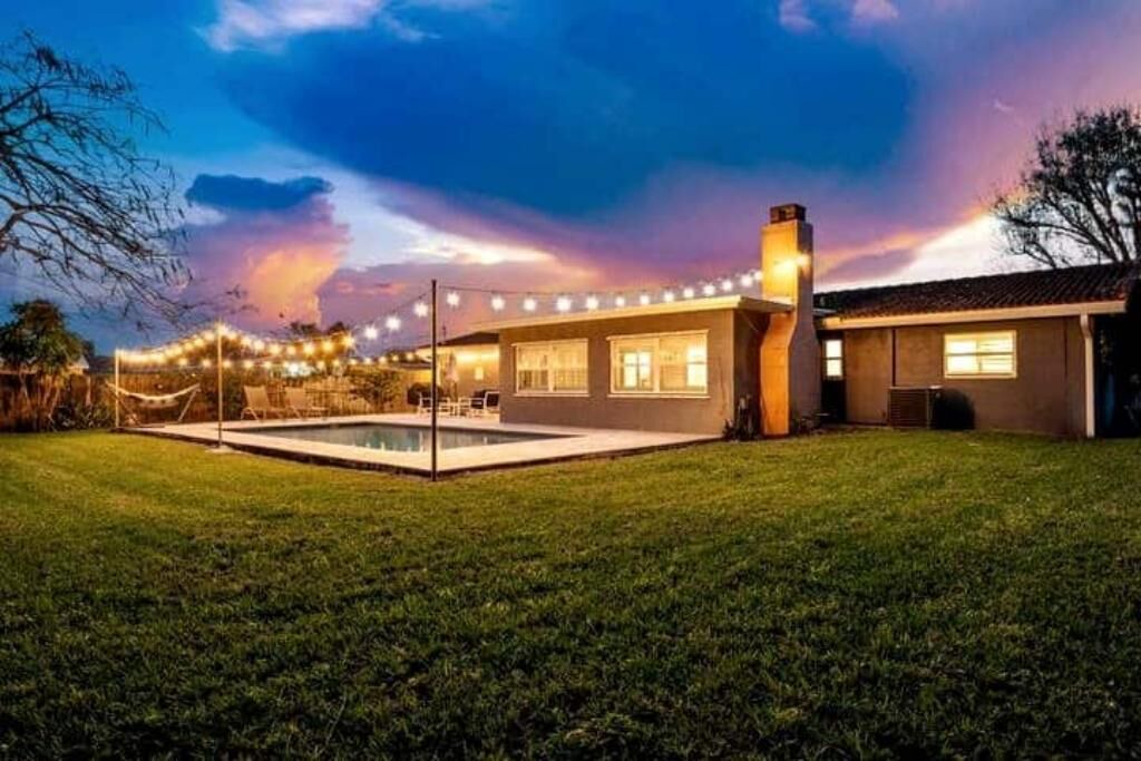 Photo of Outdoor in Lake Clarke Shores