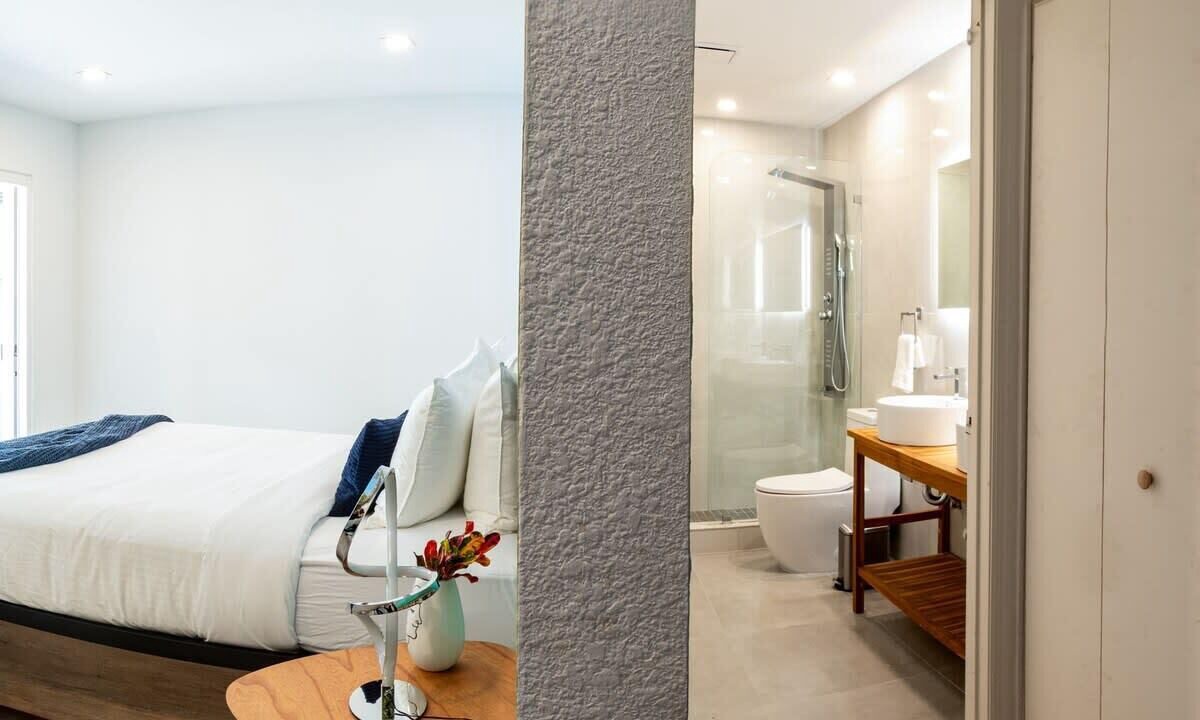 Photo of Bathroom in Poinciana Park