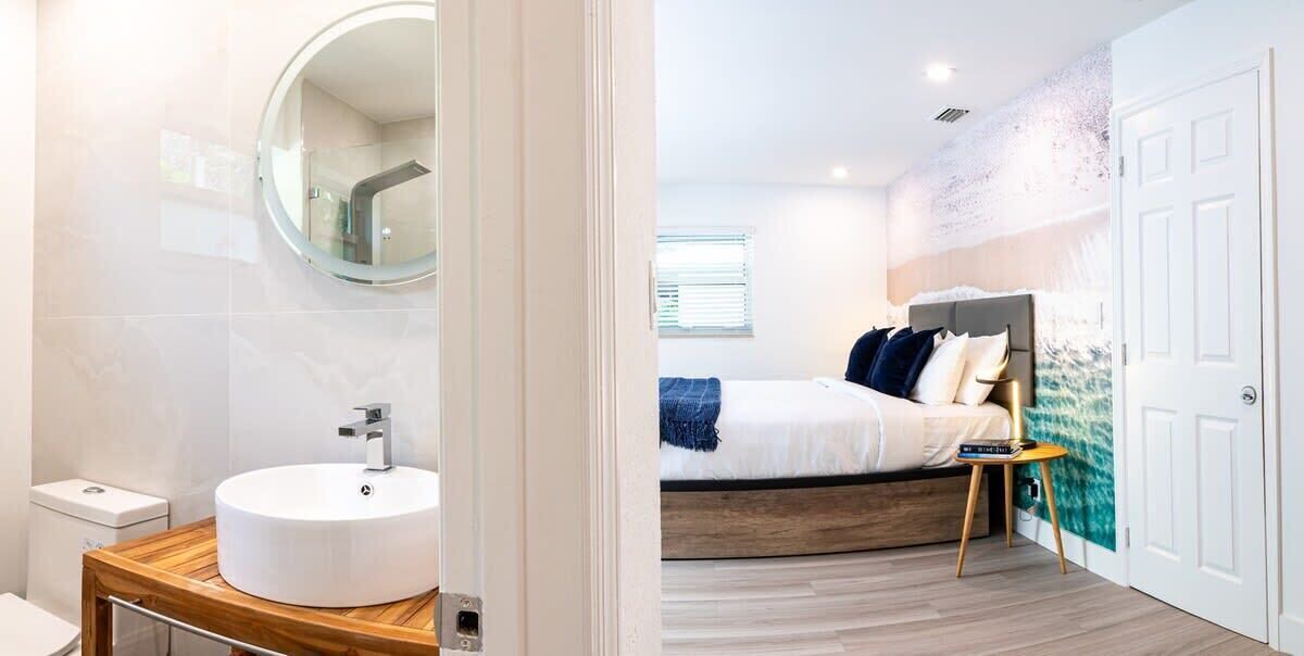Photo of Bathroom in Poinciana Park