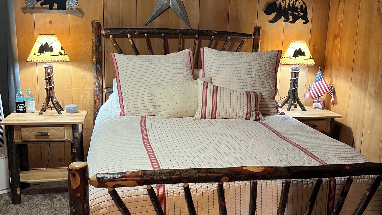 Photo of Bedroom in Blairsville