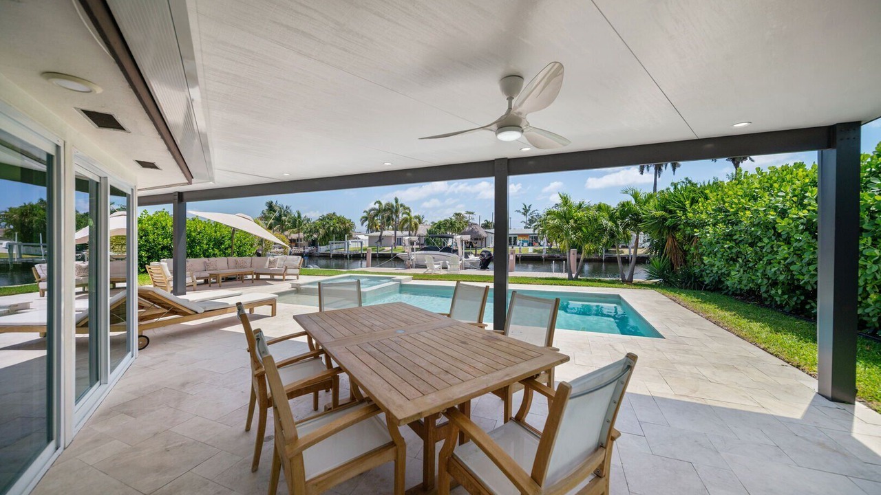 Photo of Outdoor in Garden Isles