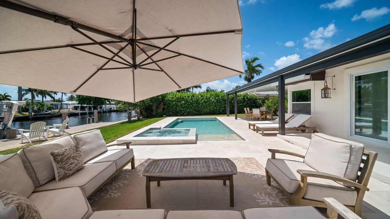 Photo of Outdoor in Garden Isles