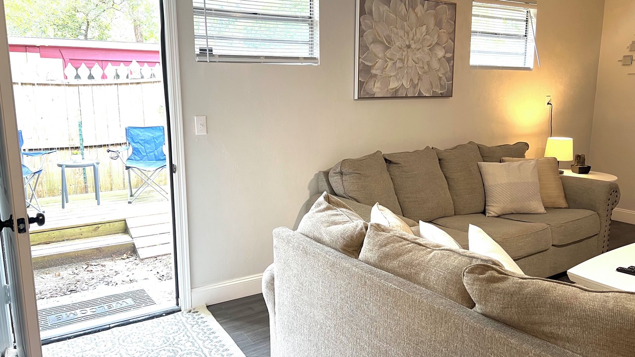 Photo of Livingroom in Gainesville