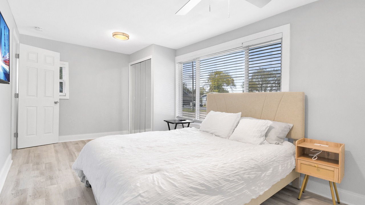 Photo of Bedroom in Pinellas Park