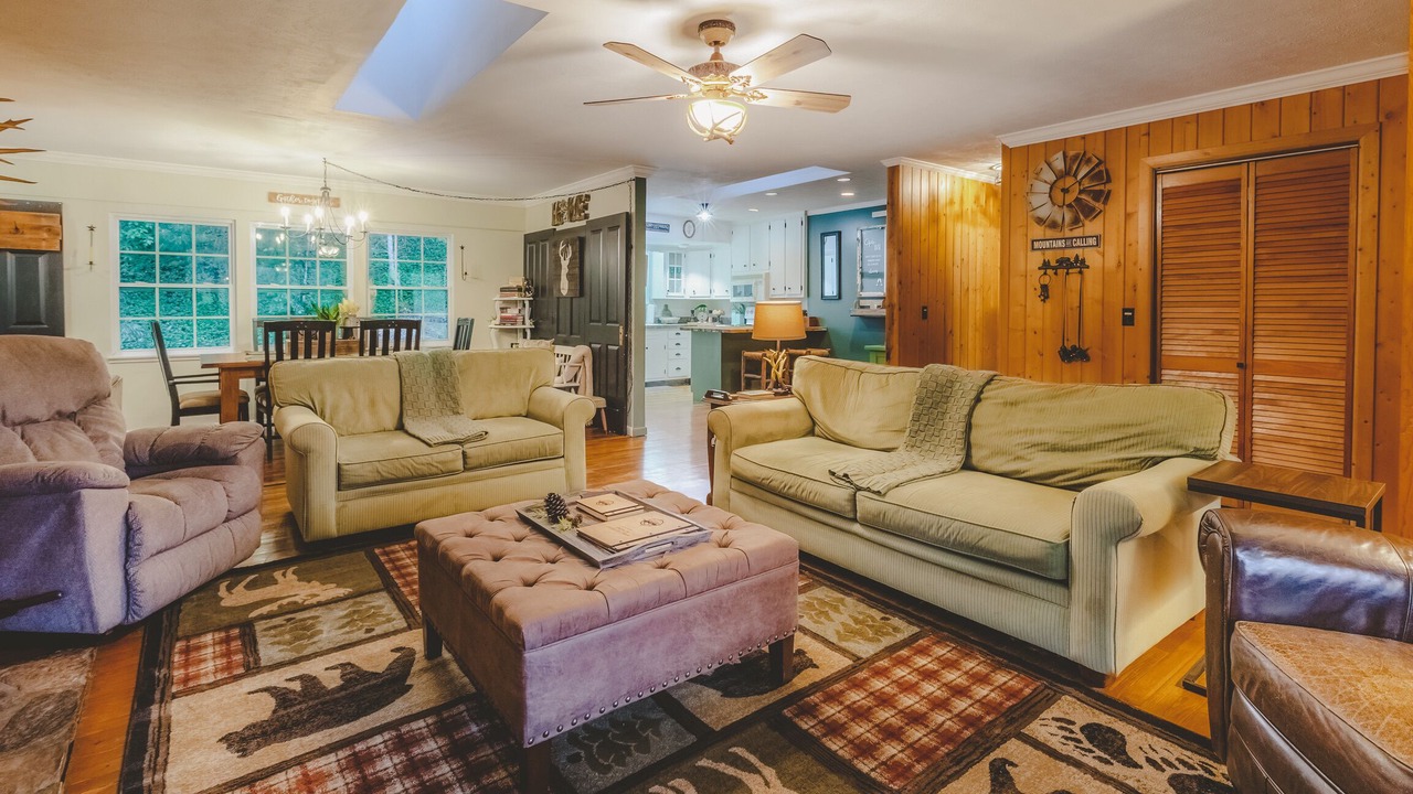 Photo of Livingroom in Franklin