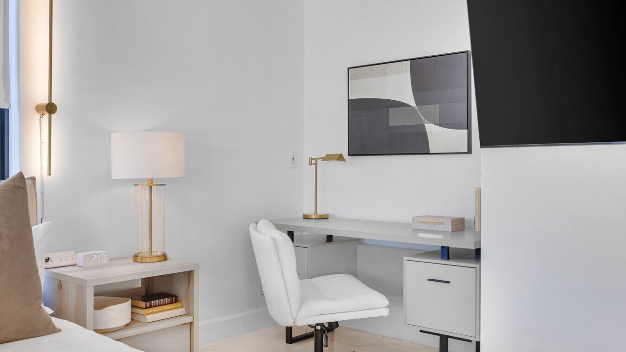 Photo of Bedroom in Sunset