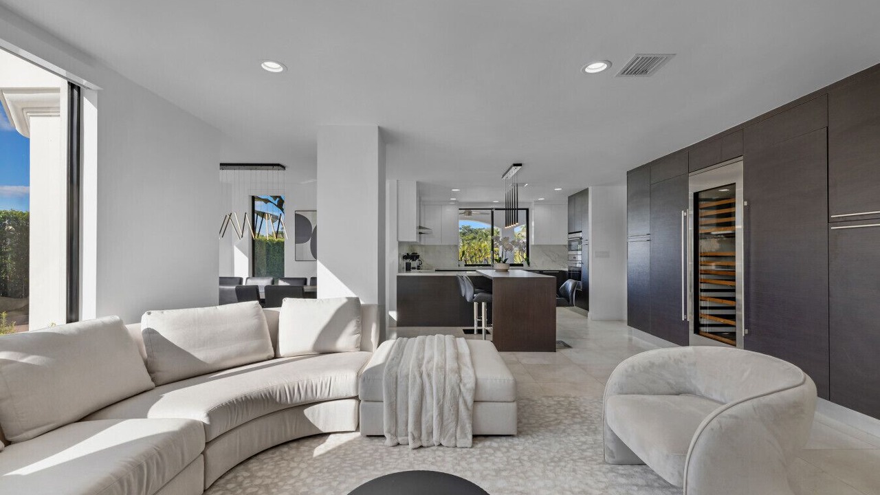 Photo of Livingroom in Sunset