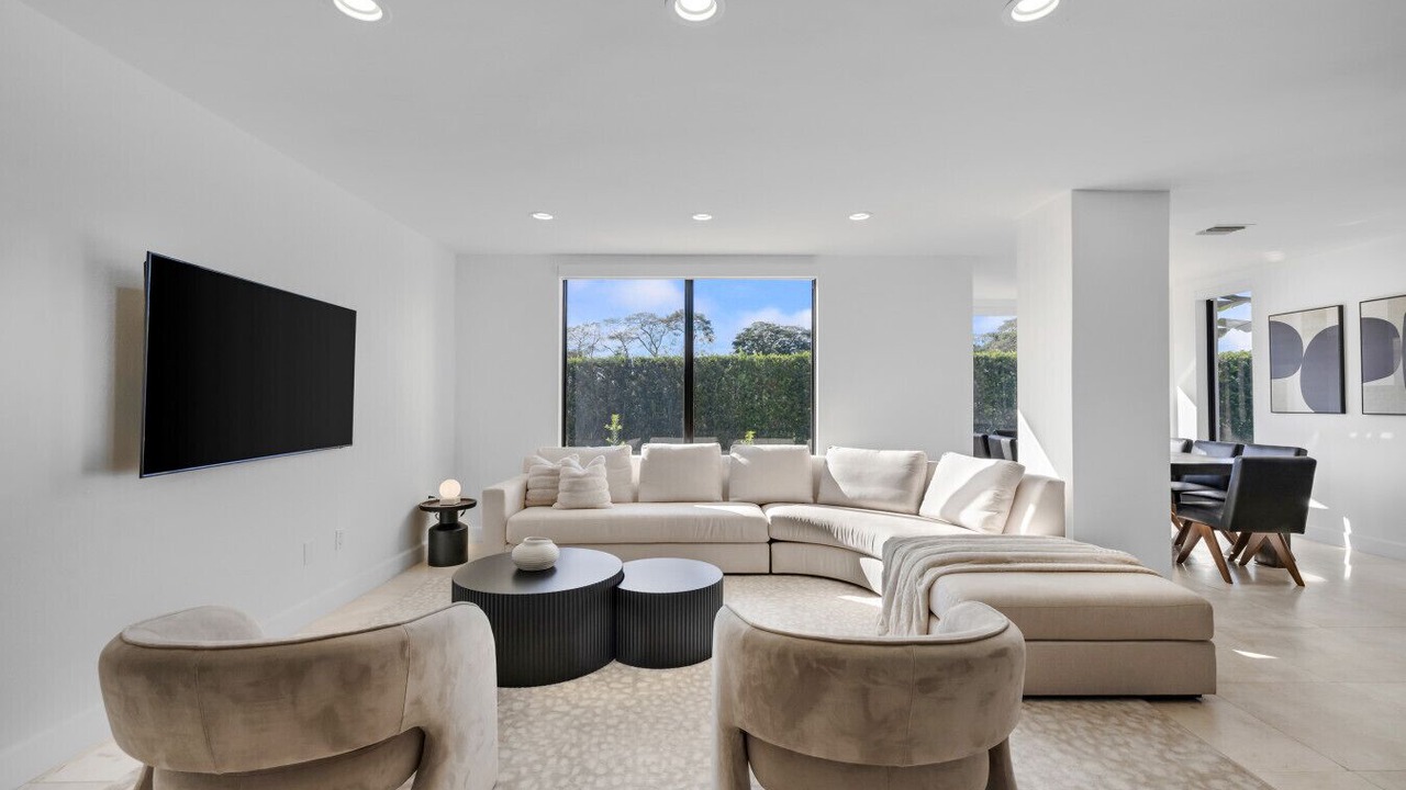 Photo of Livingroom in Sunset