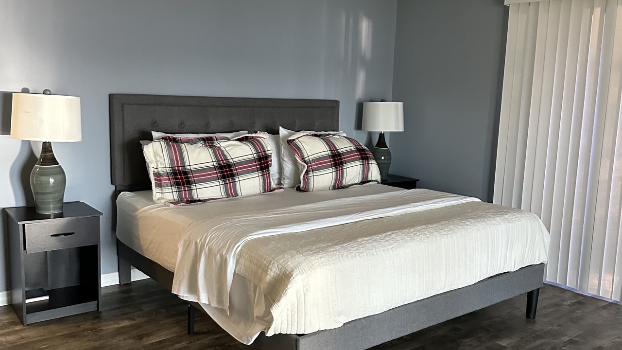Photo of Bedroom in Lake Magdalene