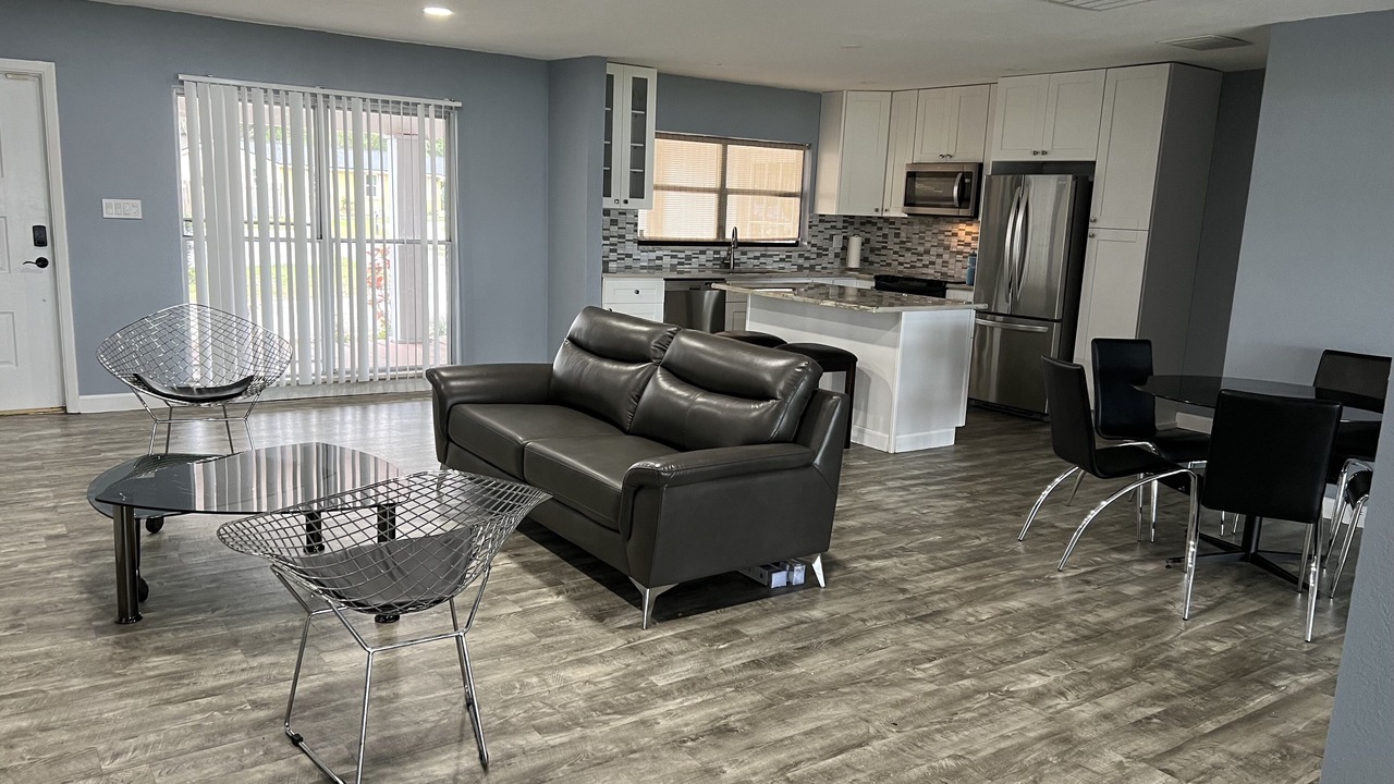Photo of Livingroom in Lake Magdalene