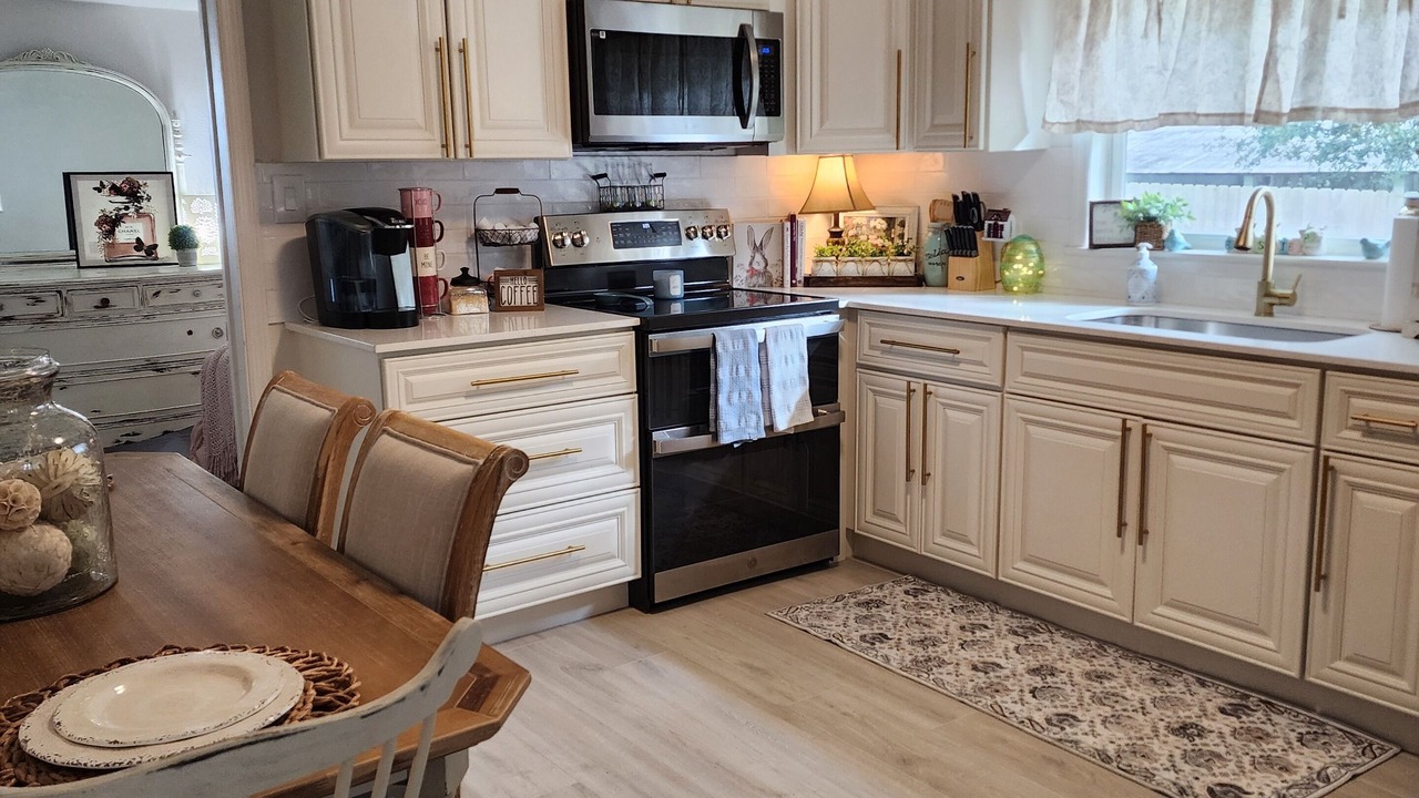 Photo of Kitchen in Eustis