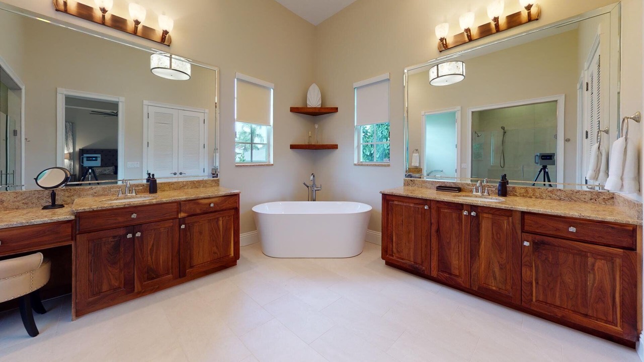 Photo of Bathroom in Vineyards