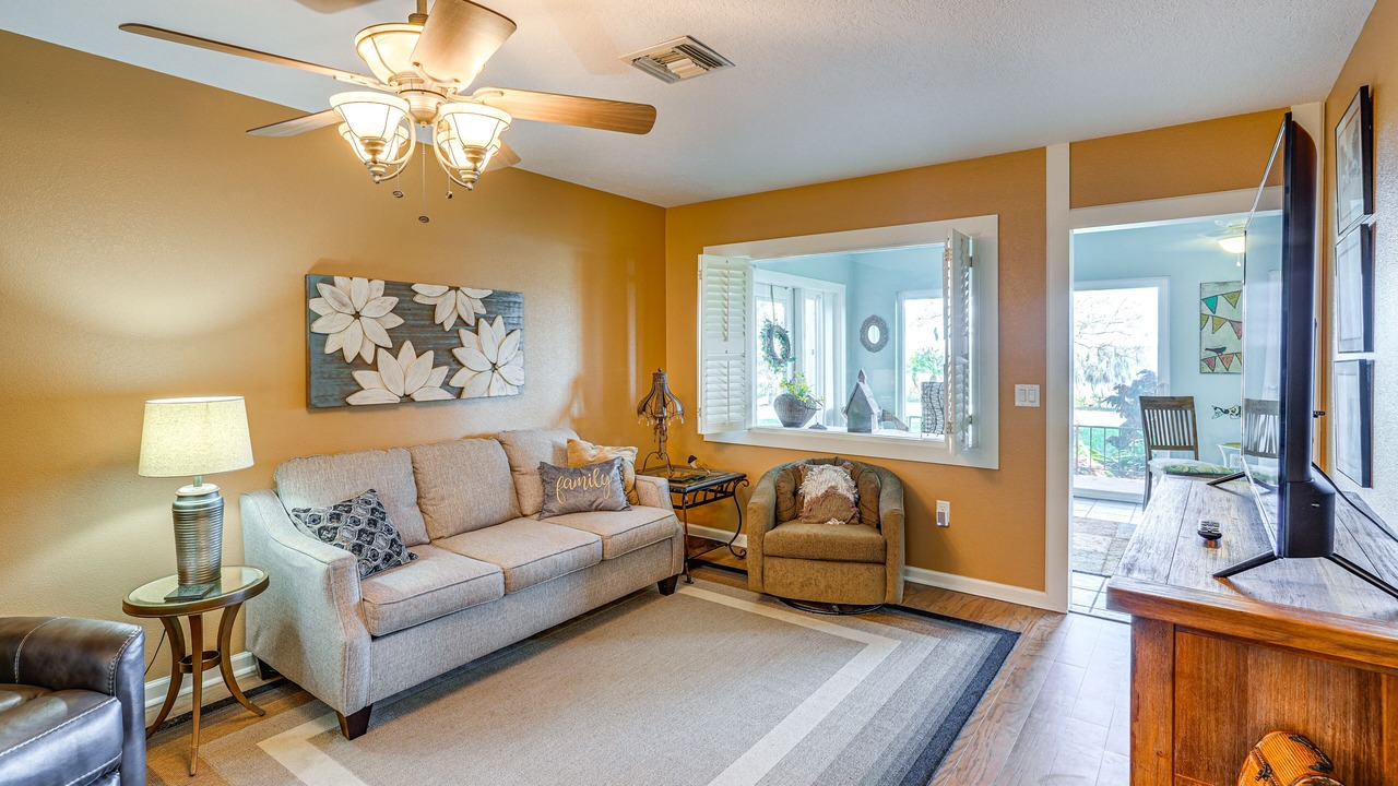 Photo of Livingroom in Auburndale