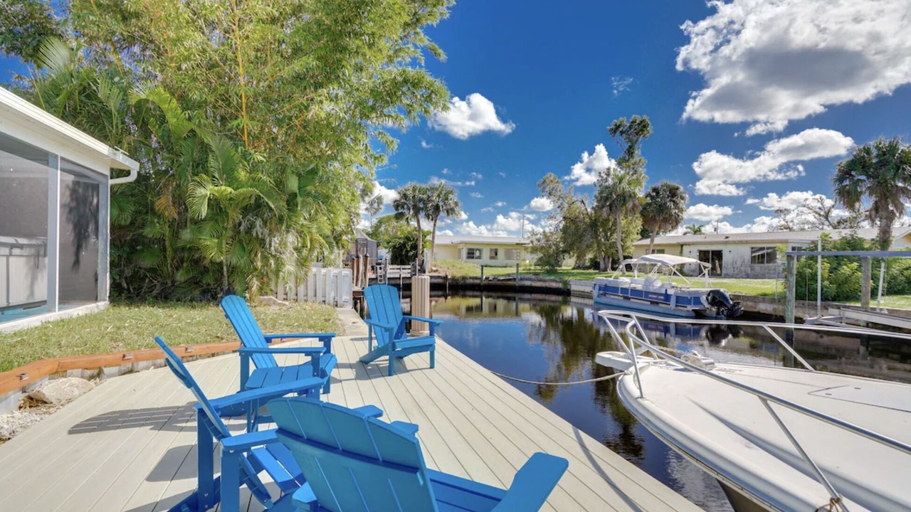 Photo of Outdoor in Lochmoor Waterway Estates