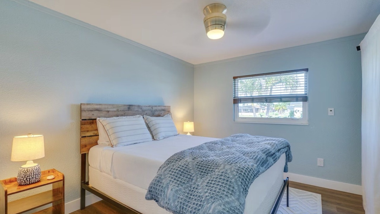 Photo of Bedroom in Lochmoor Waterway Estates
