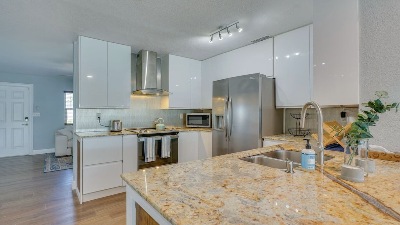 Photo of Kitchen in Lochmoor Waterway Estates