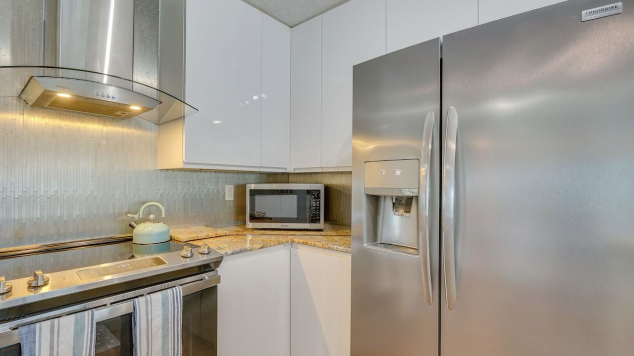 Photo of Kitchen in Lochmoor Waterway Estates