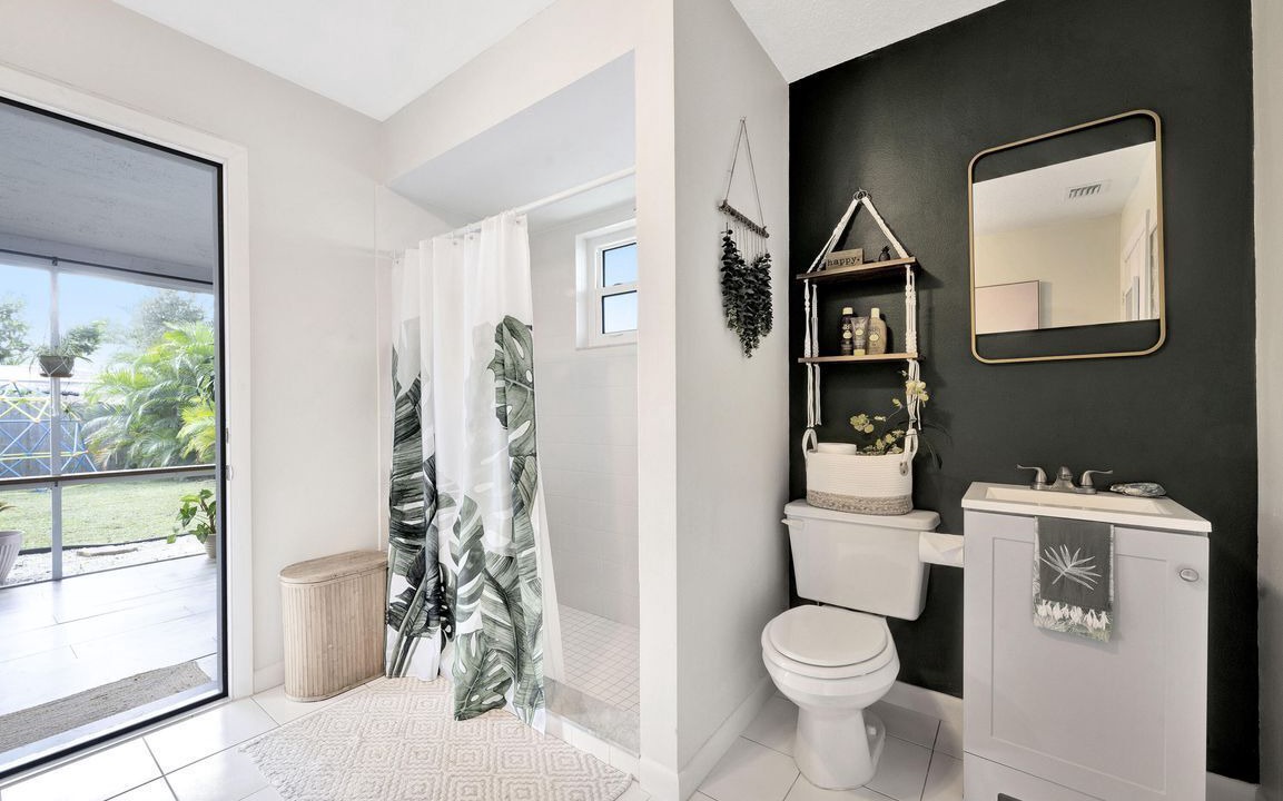 Photo of Bathroom in North River Shores