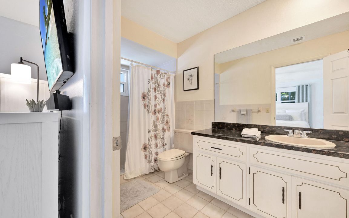 Photo of Bathroom in North River Shores
