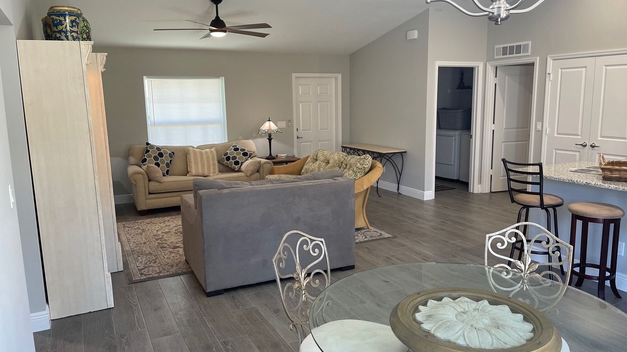 Photo of Bedroom in Indian River Estates