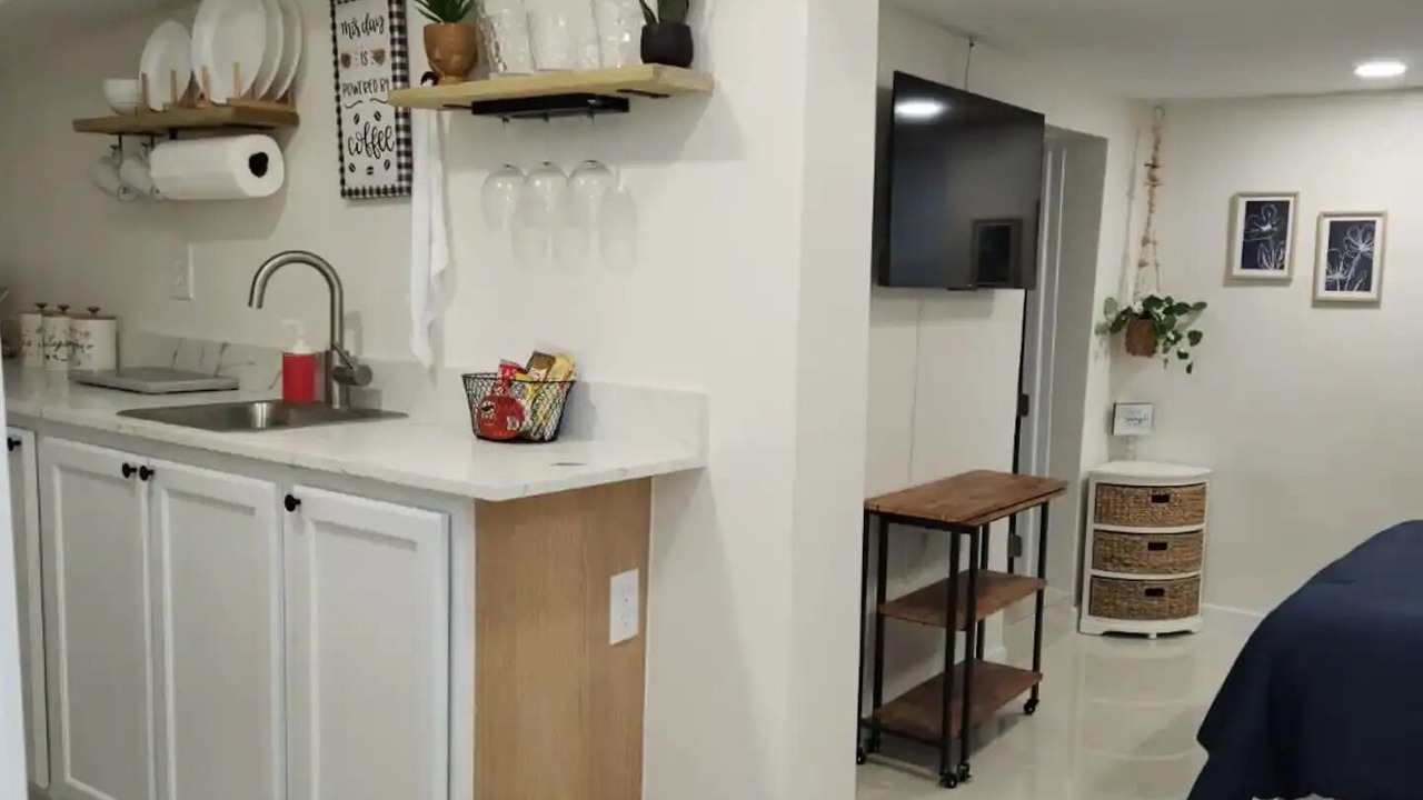 Photo of Bedroom in Allapattah