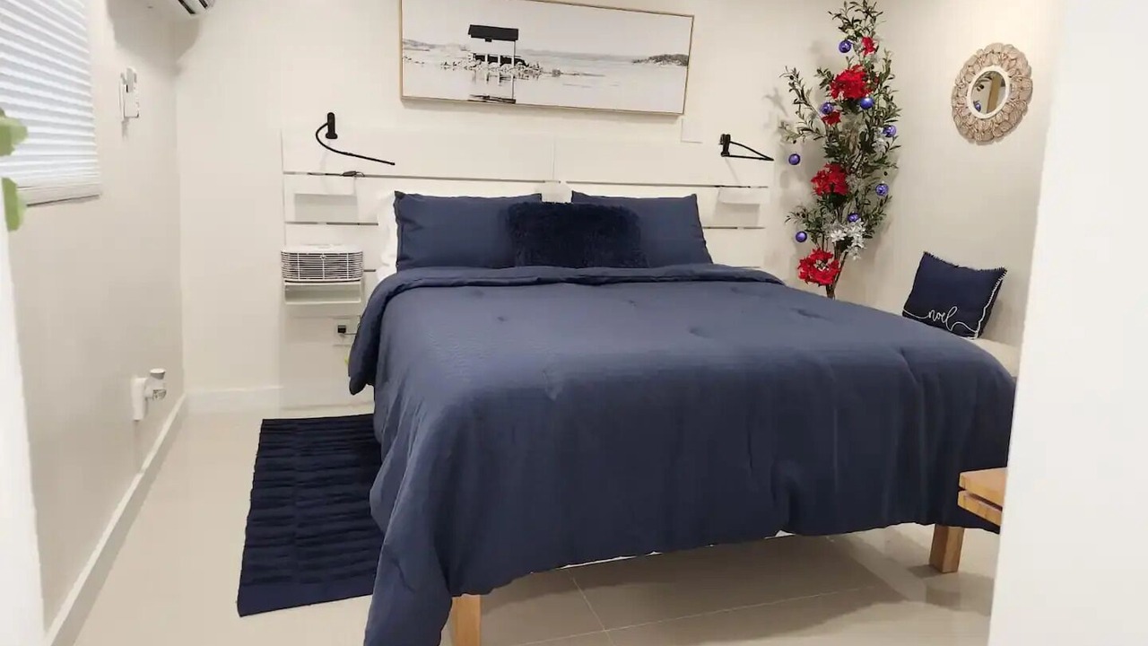 Photo of Bedroom in Allapattah