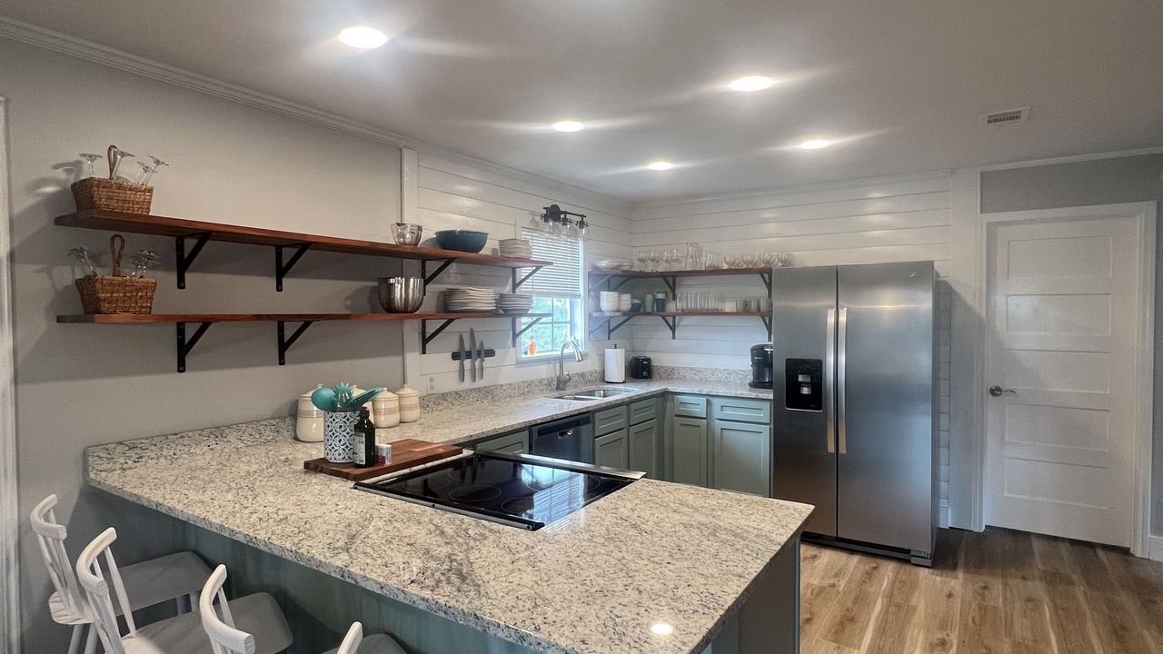 Photo of Kitchen in Surf Side Shores