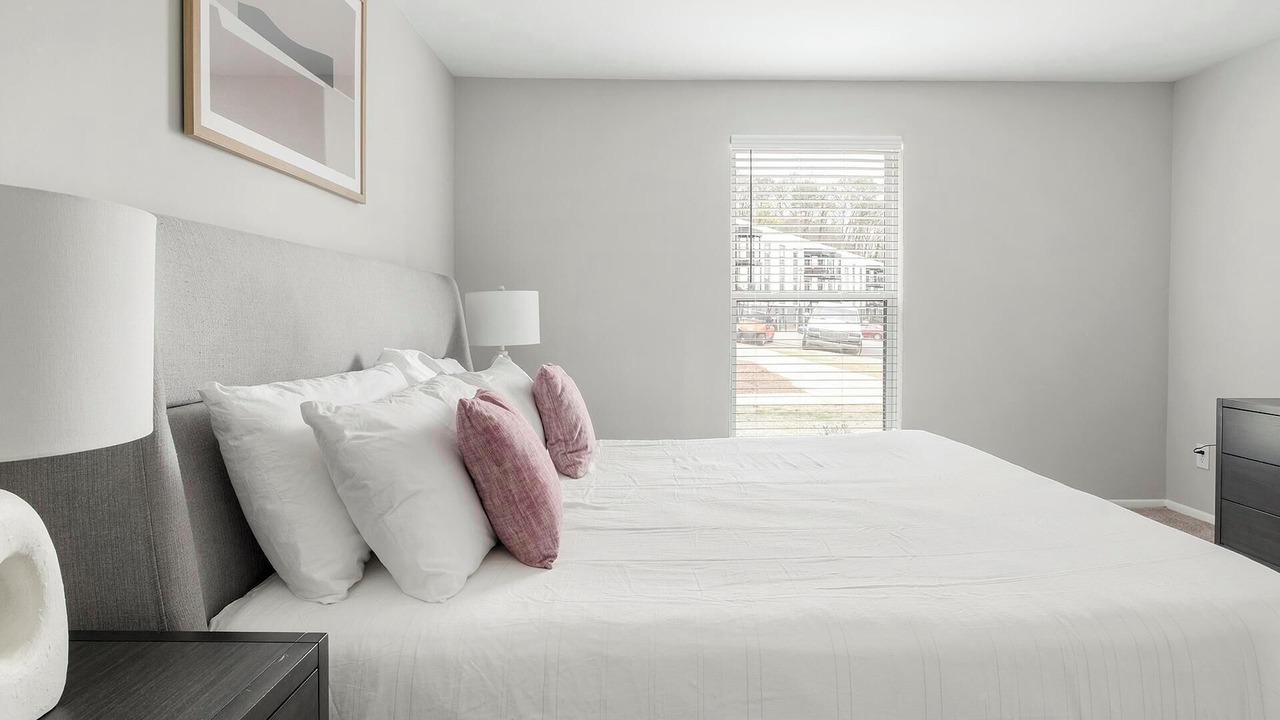 Photo of Bedroom in Homewood