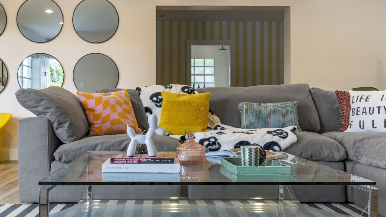 Photo of Livingroom in Golden Glades