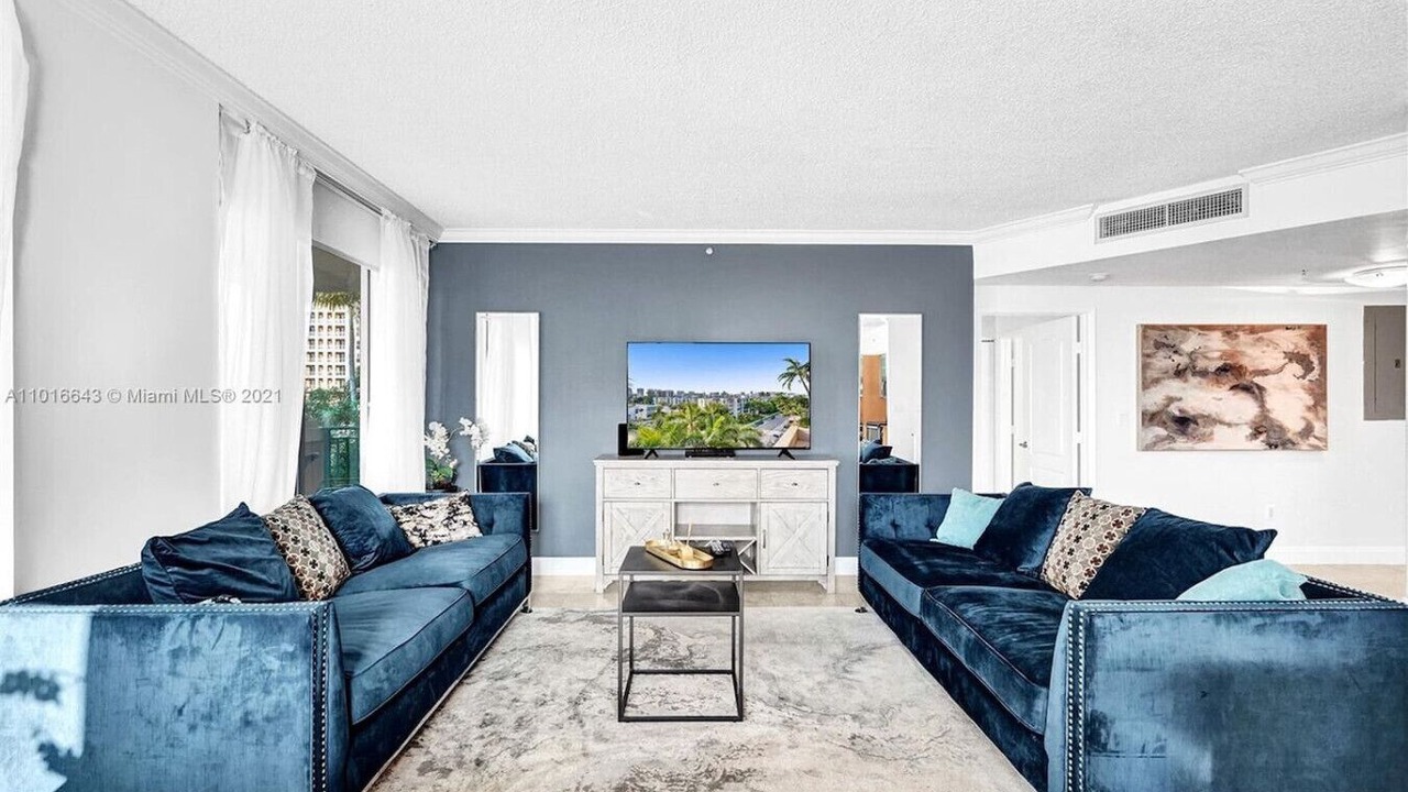 Photo of Livingroom in Sunny Isles Beach