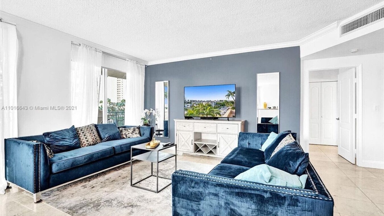 Photo of Livingroom in Sunny Isles Beach