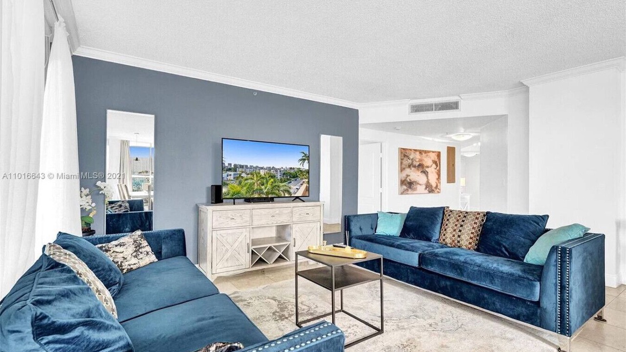 Photo of Livingroom in Sunny Isles Beach