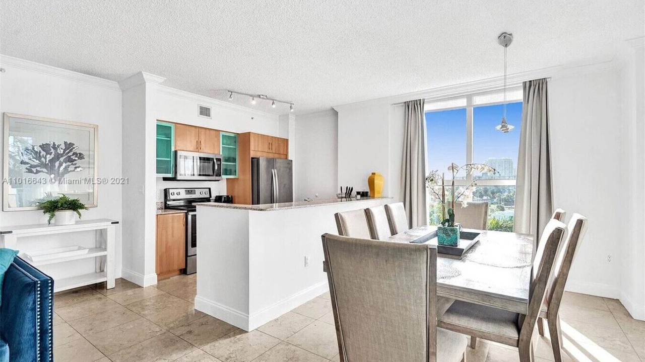 Photo of Others in Sunny Isles Beach
